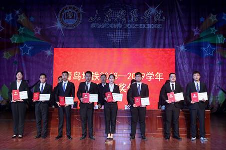 说明: http:/__local/4/B7/EC/358A7743A554181D8CB6D82628E_30104768_2F526.jpg