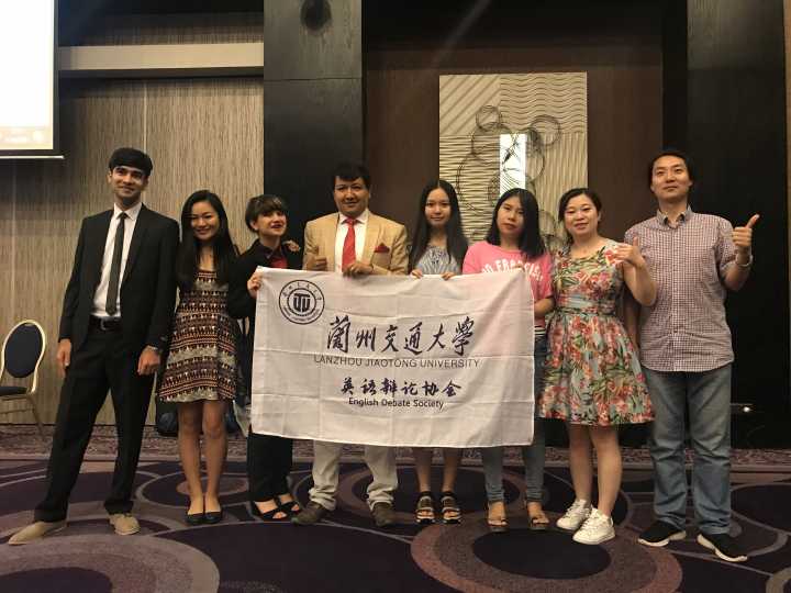 我校英语辩论队受邀赴印尼参加第八届亚洲大学生英语辩论锦标赛