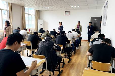 说明: http:/__local/F/F1/75/7DCBD8575C0F44F4B8B81B5693B_2118A846_B5052.jpg